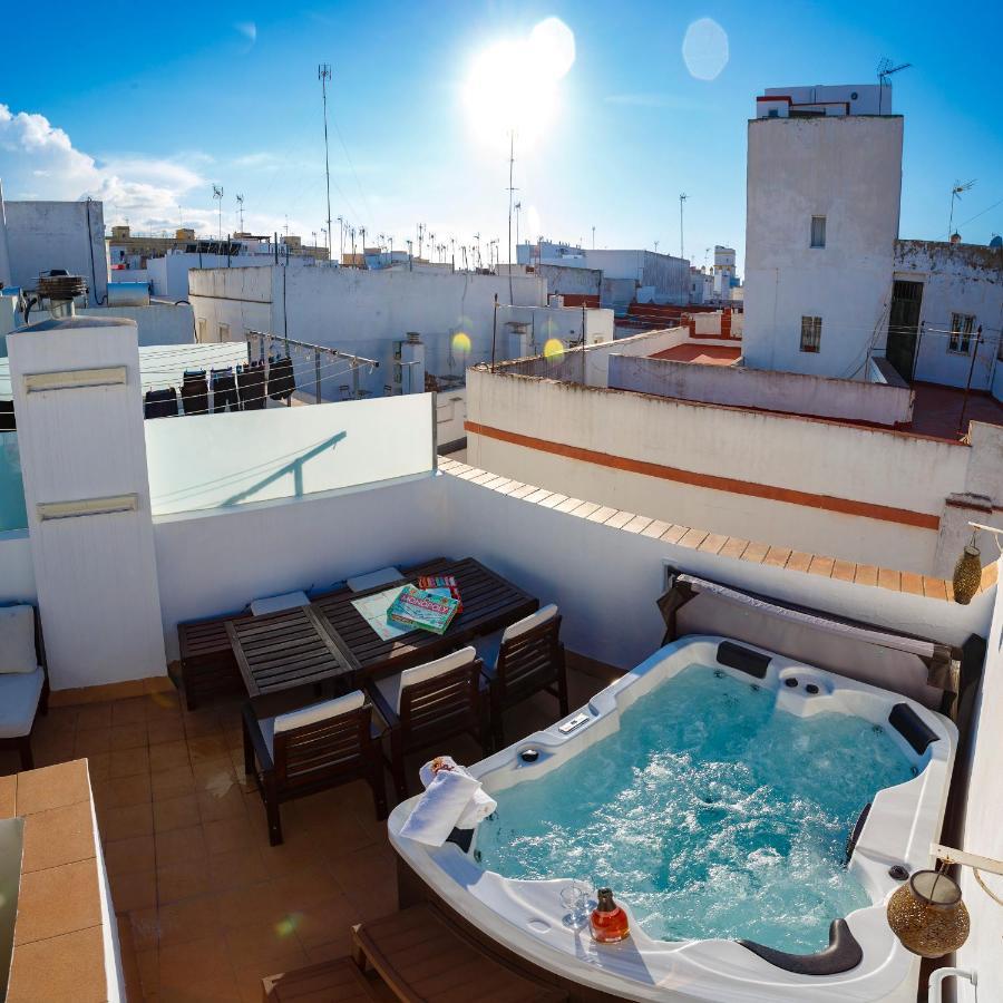 Atico & Jacuzzi Cruz By Cadiz4Rentals Exteriör bild